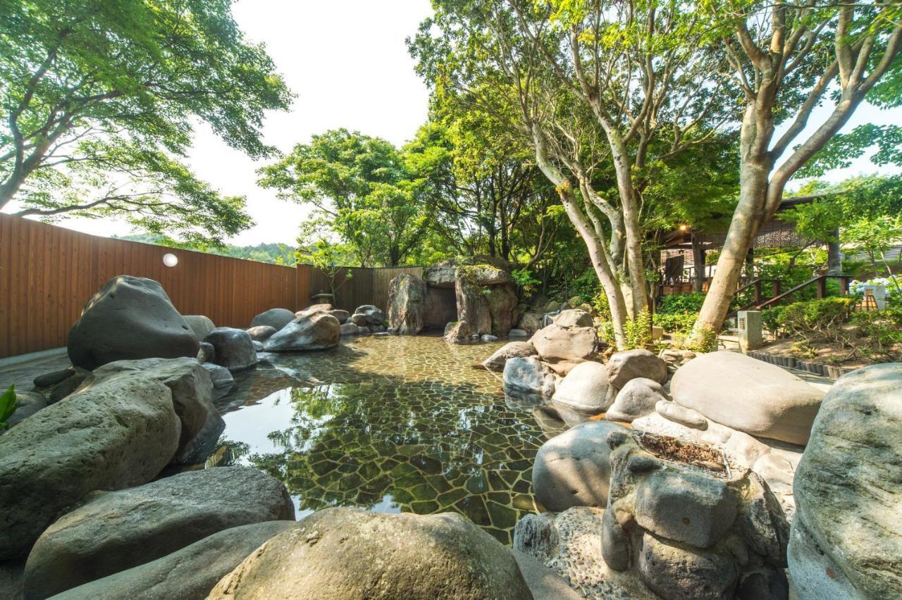 Hotel Yumeka Hisayama Екстериор снимка